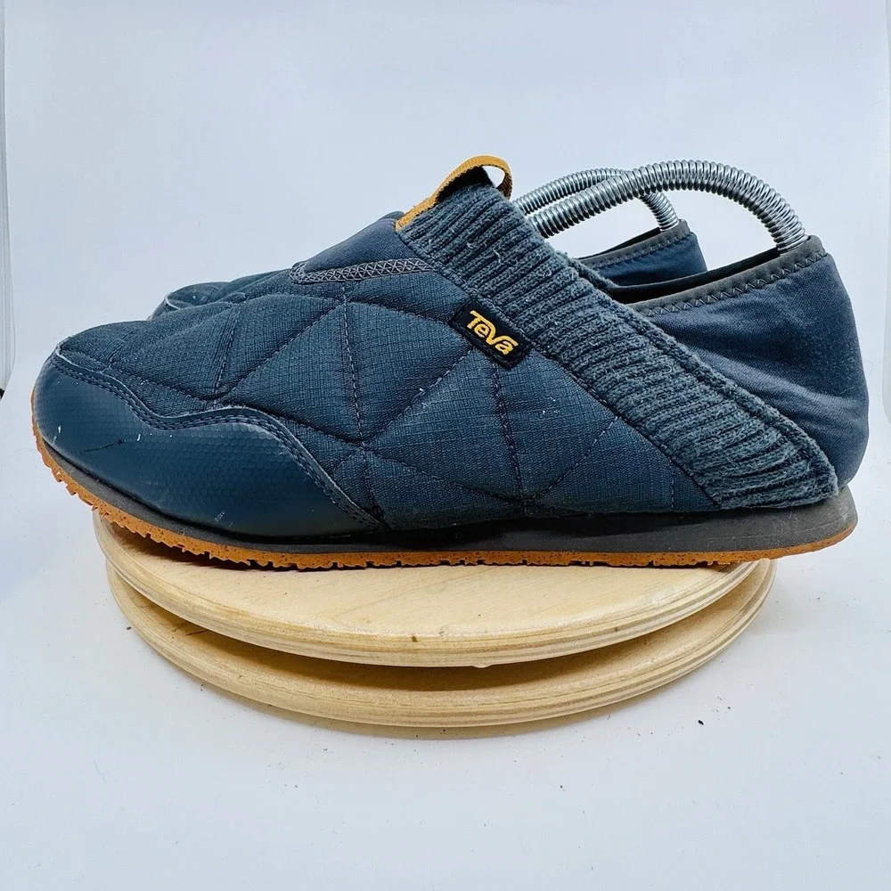 Teva ReEmber Moc Men's 10 Gray Quilted Slip On Shoes Fall Cozy Camping Slippers